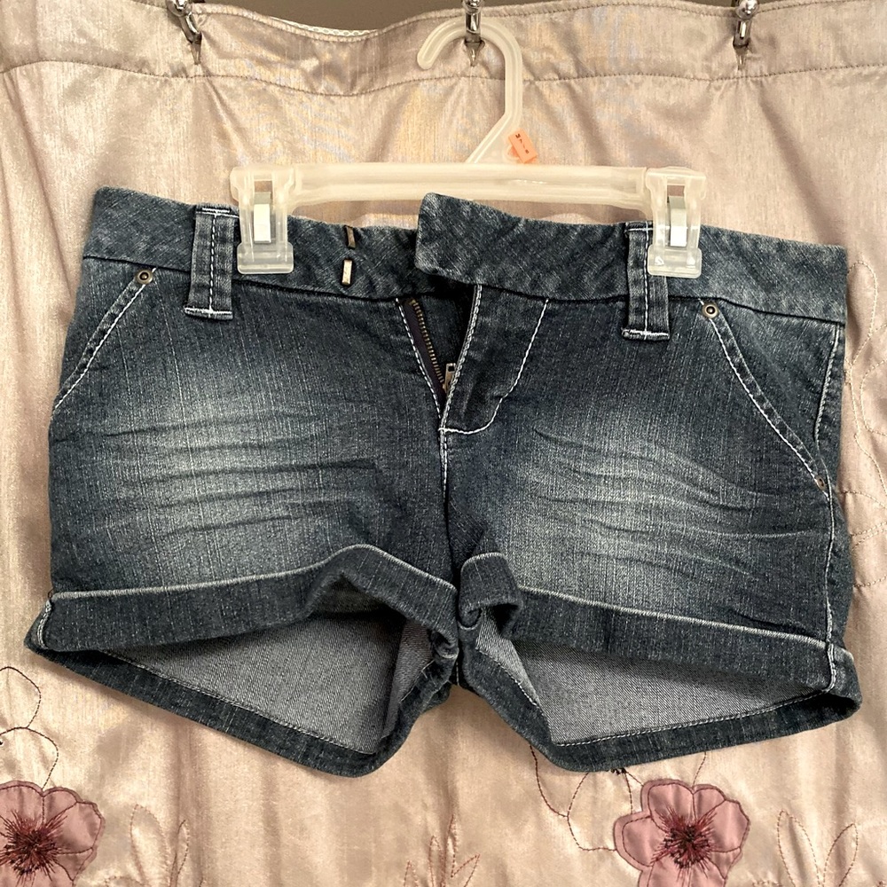 Stretchy dark blue jean shorts